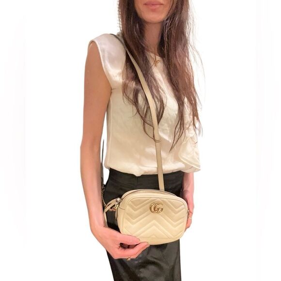 Gucci Marmont mini crossbo bag - Picture 3 of 16